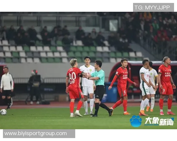 河南队足协杯决赛球衣曝光印有对阵信息与大象图腾设计引发热议