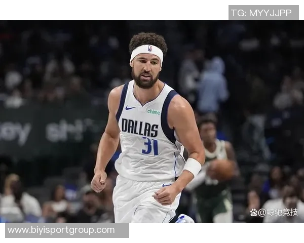 马冬梅身材惊艳引热议克莱表现低迷场均仅9分3板命中率堪忧 马冬梅身材惊艳引热议克莱表现低迷场均仅9分3板命中率堪忧