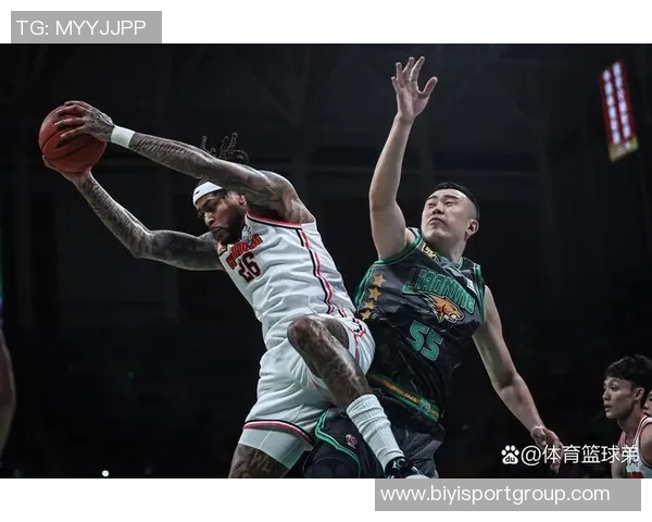 篮网主帅强调托马斯得分能力出众但需提升防守和组织能力