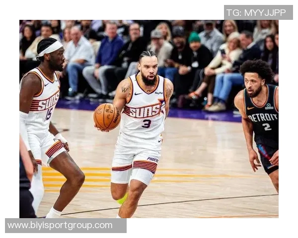 狄龙上半场表现抢眼15投8中砍下18分助球队奋战老东家